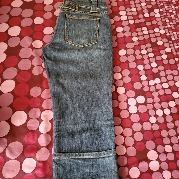 New York & Company Denim Capris - Picture 3 of 4